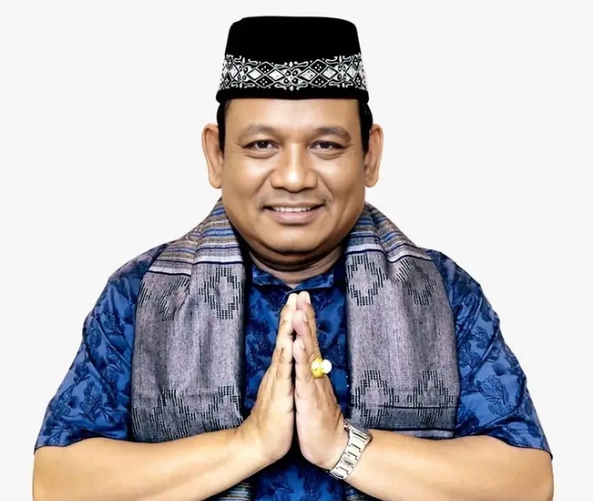 Robin Sitorus Unggul Survei Calon Bupati Toba 2024