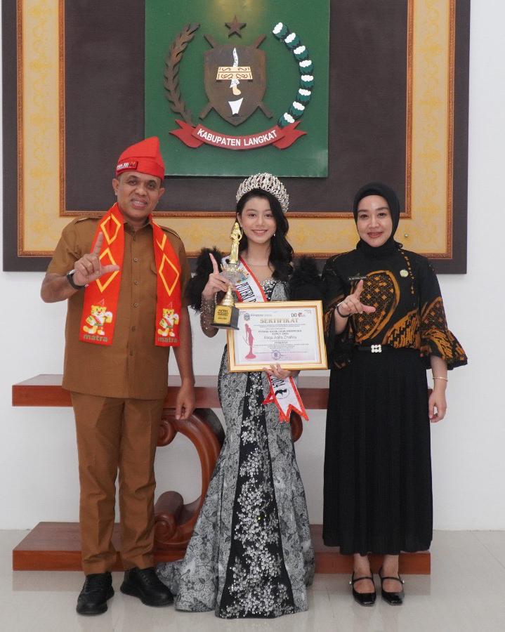 Pj Bupati beserta Pj Ketua TP. PKK Langkat Sambut Hangat Calon Puteri Batik Cilik 2024