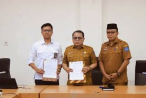 Sekdakab Labuhanbatu Tandatangani Serah Kelola SPAM IKK Bilah Hilir