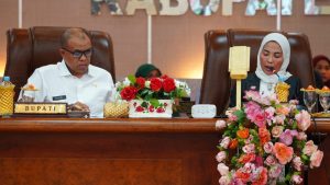Rapat Paripurna DPRD Langkat dalam Rangka Pengesahan Ranperda Tentang LPJ APBD T.A. 2023