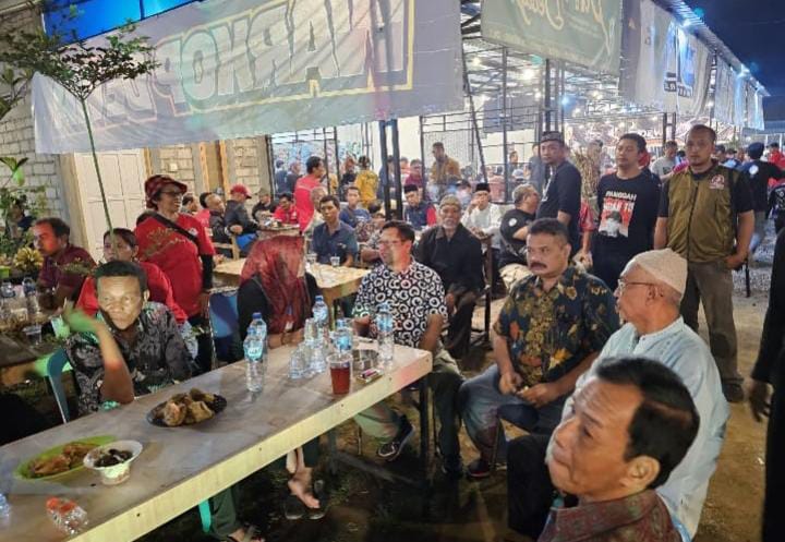 Maryoto Bhirowo dan Didik Girnoto Yekti Ngopi Bareng Relawan