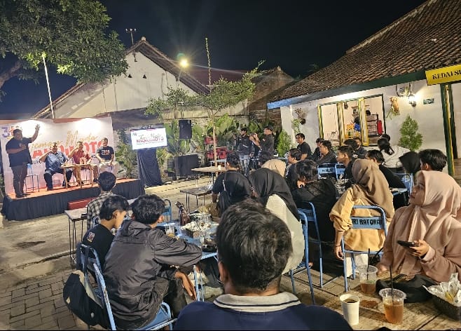 Mardinoto Ajak Pemuda Tulungagung Berdiskusi Interaktif di Ngopi Bareng