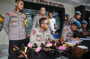 Polres Tulungagung Secara Berkala Lakukan Pemeriksaan Senpi Yang Dipegang Personil