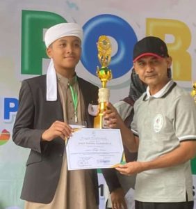 Siswa MTsN 3 Tulungagung Raih Juara 1 Religi Pop Singer di PORSENI Tulungagung