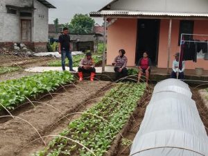 Polsek Pakel Dukung Program Pekarangan Pangan Bergizi di Desa Gesikan