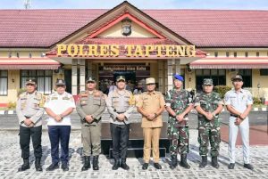 Pj.Bupati Tapteng Hadiri Apel Gelar Pasukan Operasi Kewilayahan Keselamatan Toba 2025