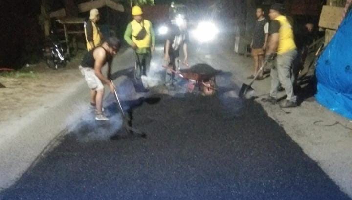 Berikan Rasa Nyaman Pengguna Jalan Menjelang Idul Fitri, SDABMBK Medan Lakukan Patching Jalan