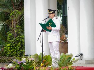 Rico Waas Pimpin Upacara Hari Otonomi Daerah XXIX