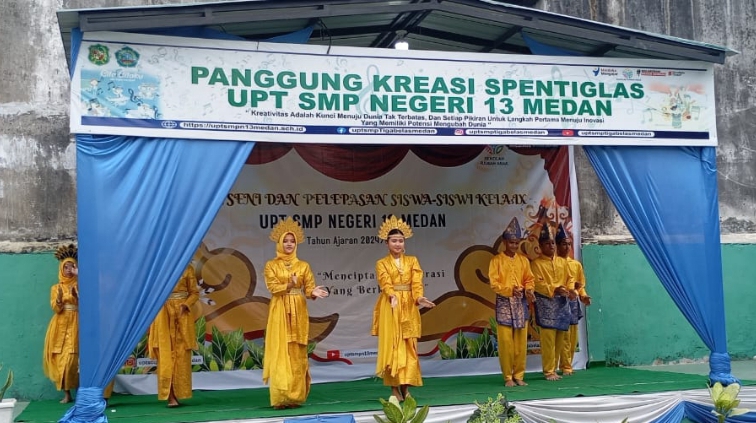 Perpisahan, SMPN 13 Medan Buat Pentas Seni