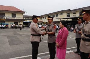 Kapolrestabes Medan Sertijab Wakapolrestabes, Kasi Propam serta Kabag SDM dan 4 Kapolsek