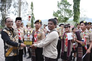 Wabup Samosir Harapkan Pramuka Miliki Sikap yang Tangguh dan Berbudaya