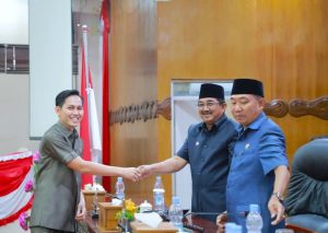 Bupati Tanjabbar Hadiri Rapat Paripurna DPRD Bahas Pertanggung jawaban APBD 2024 dan RPJMD 2025-2029