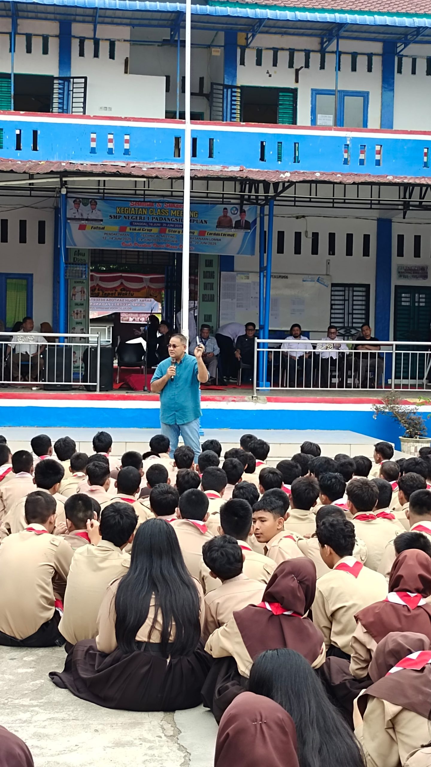 Ketua Umum JMSI Motivasi Siswa SMPN 1 Padangsidimpuan