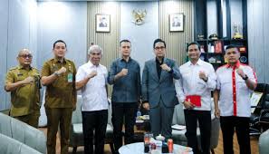 Rico Waas Terima Audiensi Ketua PMI Kota Medan