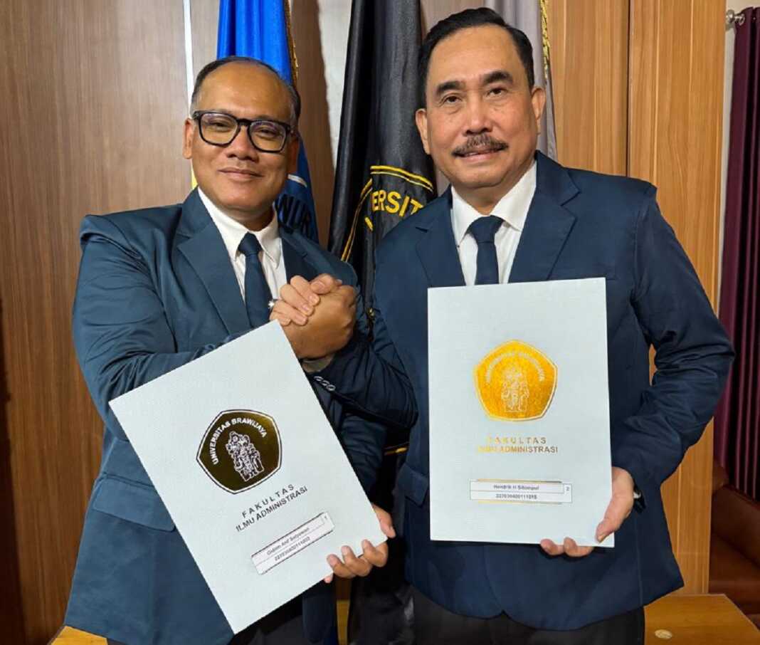 Hendrik Sitompul Bersama Kapolrestabes Medan Ikuti Yudisium Doktor Universitas Brawijaya