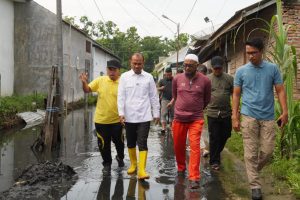 Serius Tangani Banjir, Wali Kota Tinjau Langsung Titik Lokasi Rawan Banjir