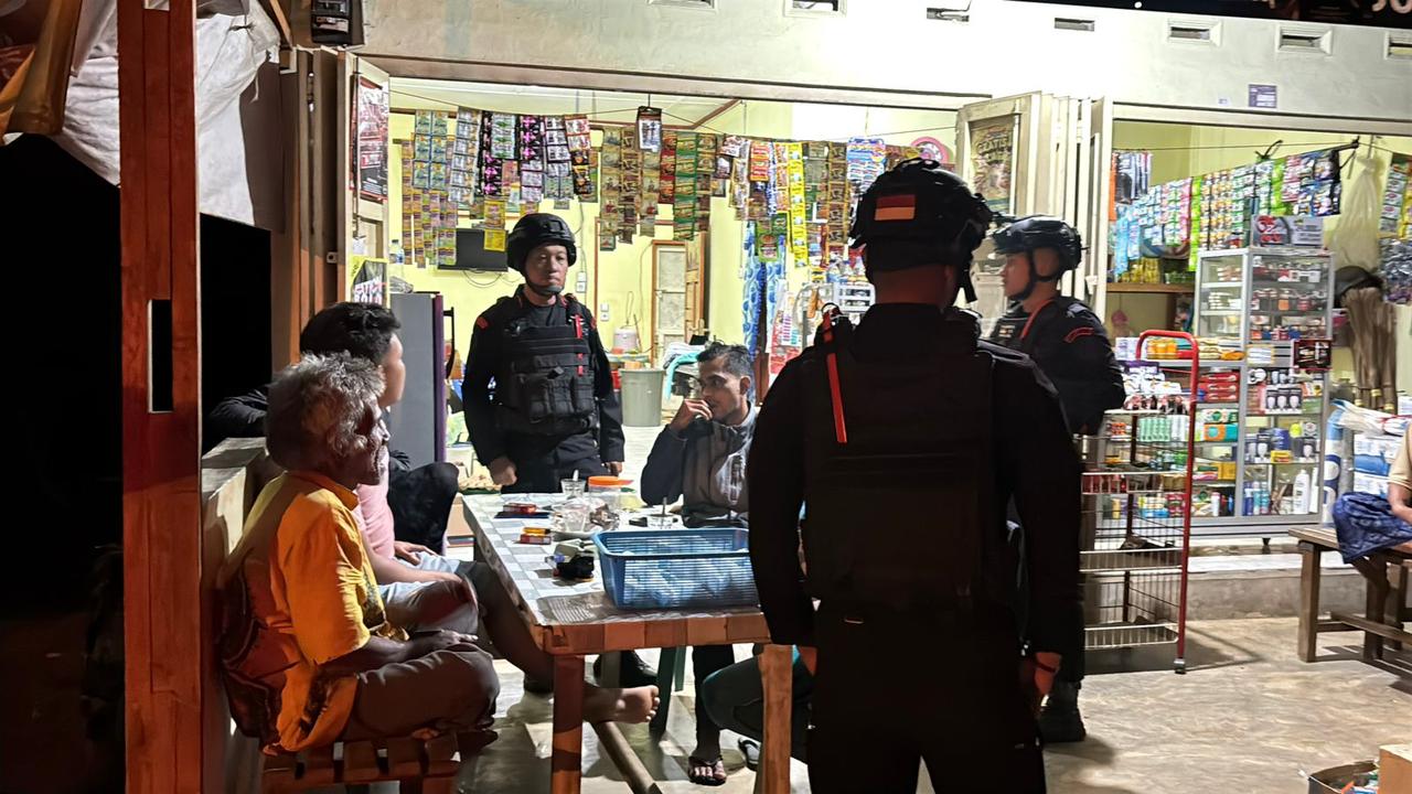 Patroli Dialogis Brimob, Sentuhan Humanis Demi Kamtibmas Kondusif di Tapanuli Selatan