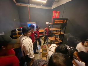 Anggota Sat Resnarkoba dan Samapta Polres Tulungagung Laksanakan Razia, Puluhan Miras Diamankan