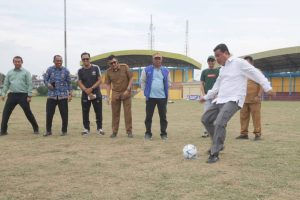 Wabup Tanjab Barat Resmi Buka Jambi School Football League 2025: Wujud Pembinaan Generasi Muda Berprestasi dan Berkarakter