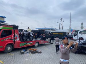 Kapal PT Pelni Pembawa Pasukan dan Logistik Polri Tiba di Pelabuhan Belawan, Perkuat Penanganan Bencana di Sumut