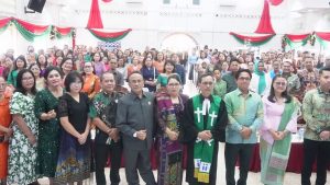 Mewakili Wali Kota Medan, Gibson Panjaitan Hadiri Safari Natal 2025 di Dua Gereja
