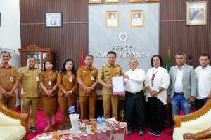 Pemkab Humbang Hasundutan Bersama OST Teken MoU Penyelenggaraan Triathlon 2026