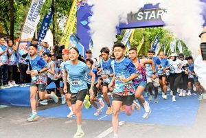 Bupati Gatut Sunu Wibowo Lepas Ratusan Pelari Fun Run 5K BPR Tulungagung