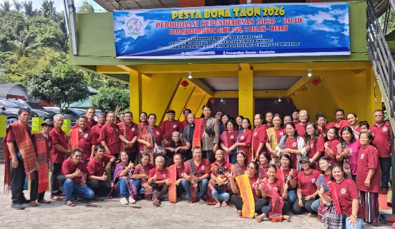Gelar Syukuran Bona Taon, Pdt Andiko Limbong M.Th : Semoga STM “Marsiurupan” Semakin Diberkati