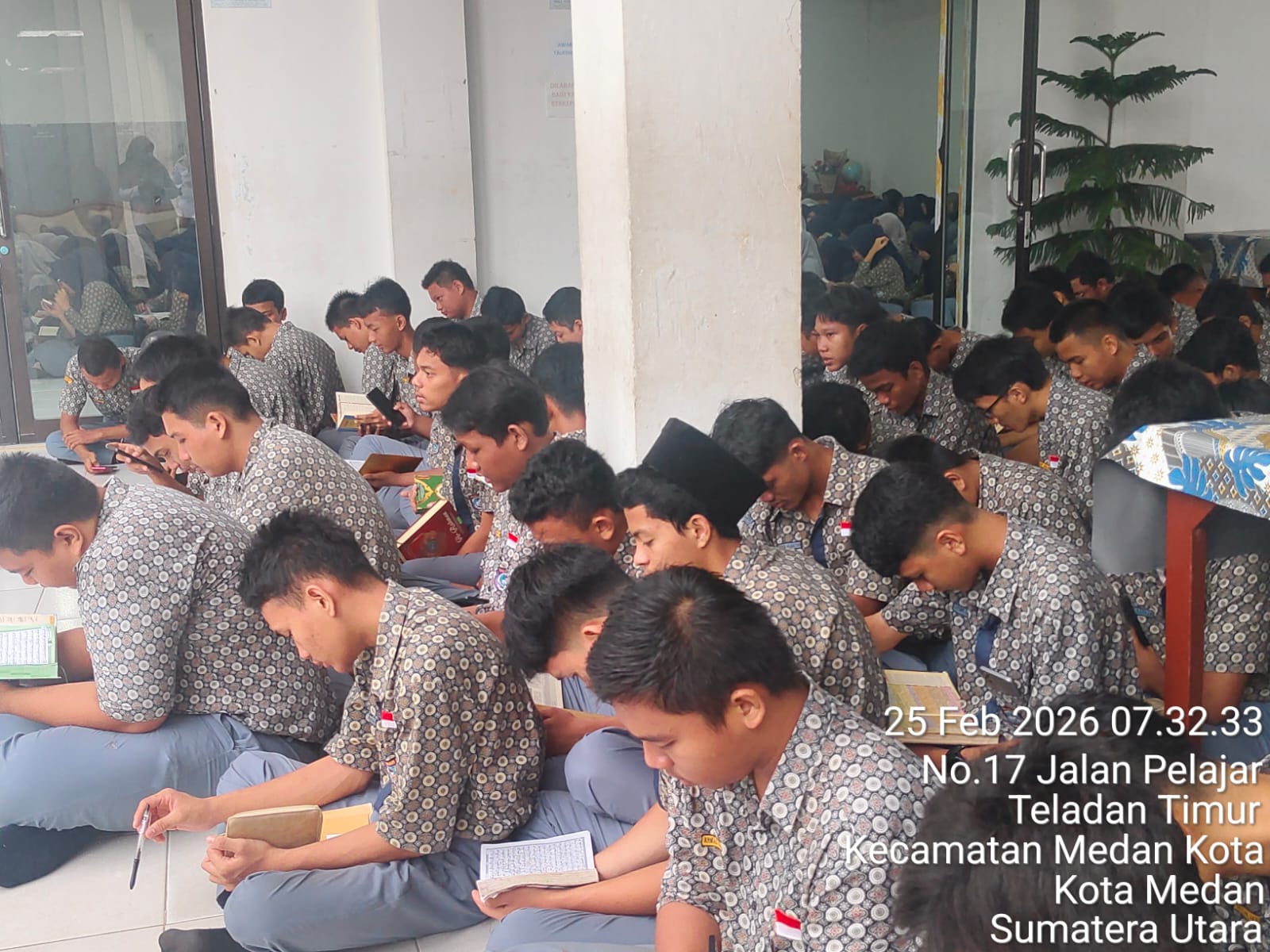 ‎SMAN 5 Medan Dukung Pembelajaran Agama dan Sekolah Bersih
