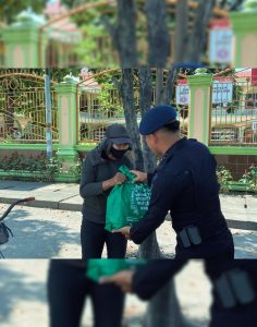 Menebar Kebaikan di Hari Minggu, Satuan Brimob Polda Sumut Hadir Menguatkan Kebersamaan Ditengah Masyarakat