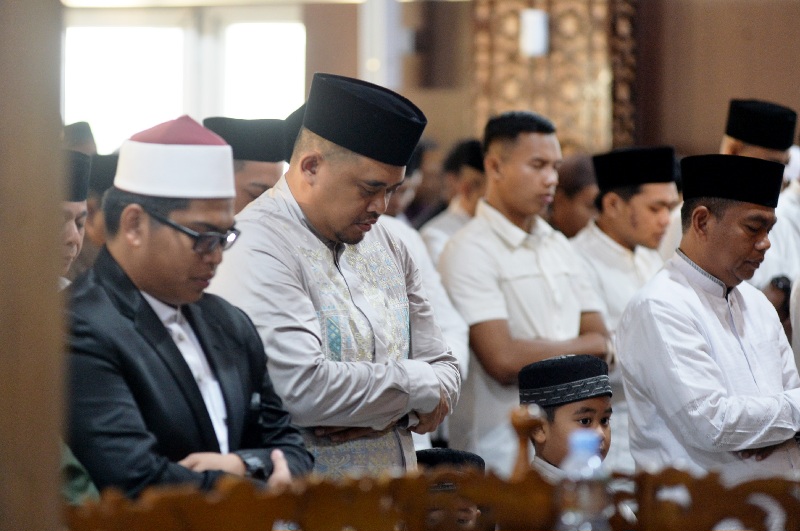 Gubsu Salat Idulfitri 1447 H Bersama Ribuan Masyarakat di Sergai