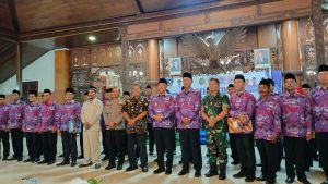 Bupati Gatut Sunu: Perangkat Desa Jadi Nadi Pelayanan Publik dan Motor Pembangunan