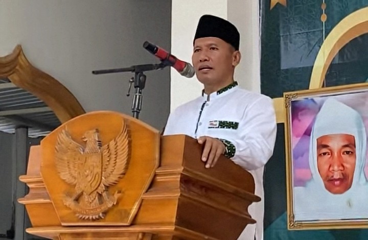 Plt. Bupati Hadiri Rutinan Thoriqoh di Masjid Al Falah Gesikan