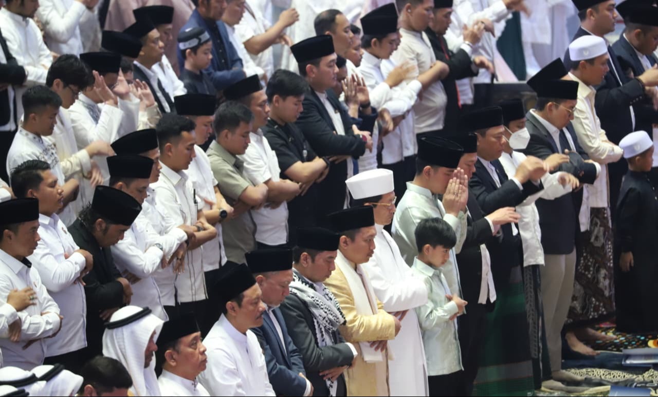 ‎Wapres Gibran Rakabuming Raka Sholat Idul Adha di Masjid Istiqlal