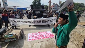 Demo di Polda, PW HIMMAH Sumut Desak Kapolri Tolak Banding Kompol DK