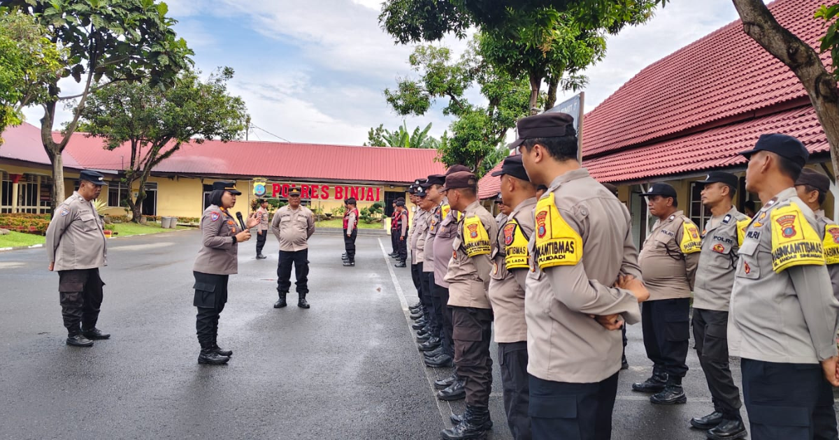 Apel Gabungan Sat Binmas Polres Binjai: Kapolres Tekankan Peran Aktif Bhabinkamtibmas Jaga Keamanan Warga