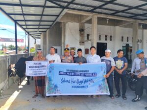 Polres Pematangsiantar Serahkan Bantuan Hewan Kurban dari Kapolri dan Kapolda Sumut di Mesjid Nurul Ikhwan