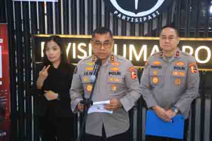 Polri Mutasi 108 Perwira : Komjen Panca Putra Kalemdiklat, 9 Kapolda Diganti