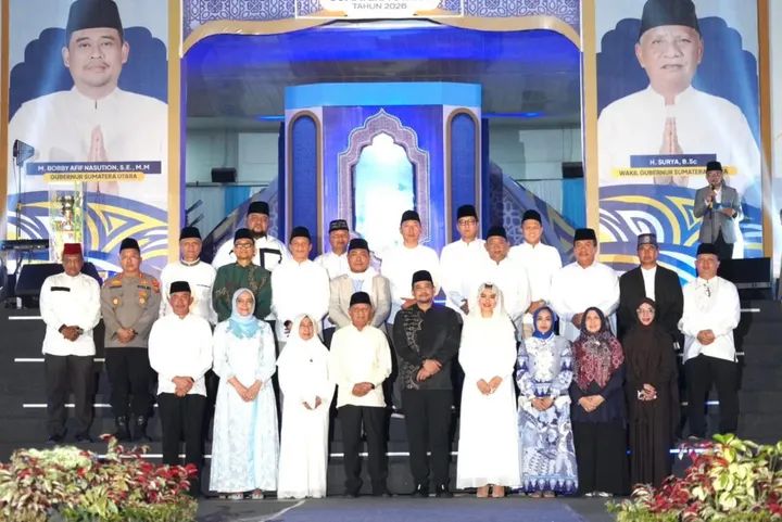 Bupati Taput Hadiri Penutupan MTQ ke-40 Sumut