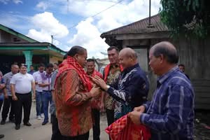 Dekatkan Pelayanan, Bupati Karo Jemput Aspirasi Lewat Sambang Warga di Desa Samura