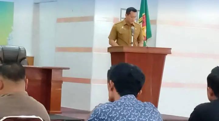 Dukung Indonesia Emas 2045, Bupati Karo yang diwakilkan oleh Sekda Karo Buka Rakor Program Makan Bergizi Gratis