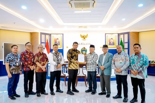Gubsu Terima Hasil Seleksi 15 Besar Calon Komisioner KI Sumut