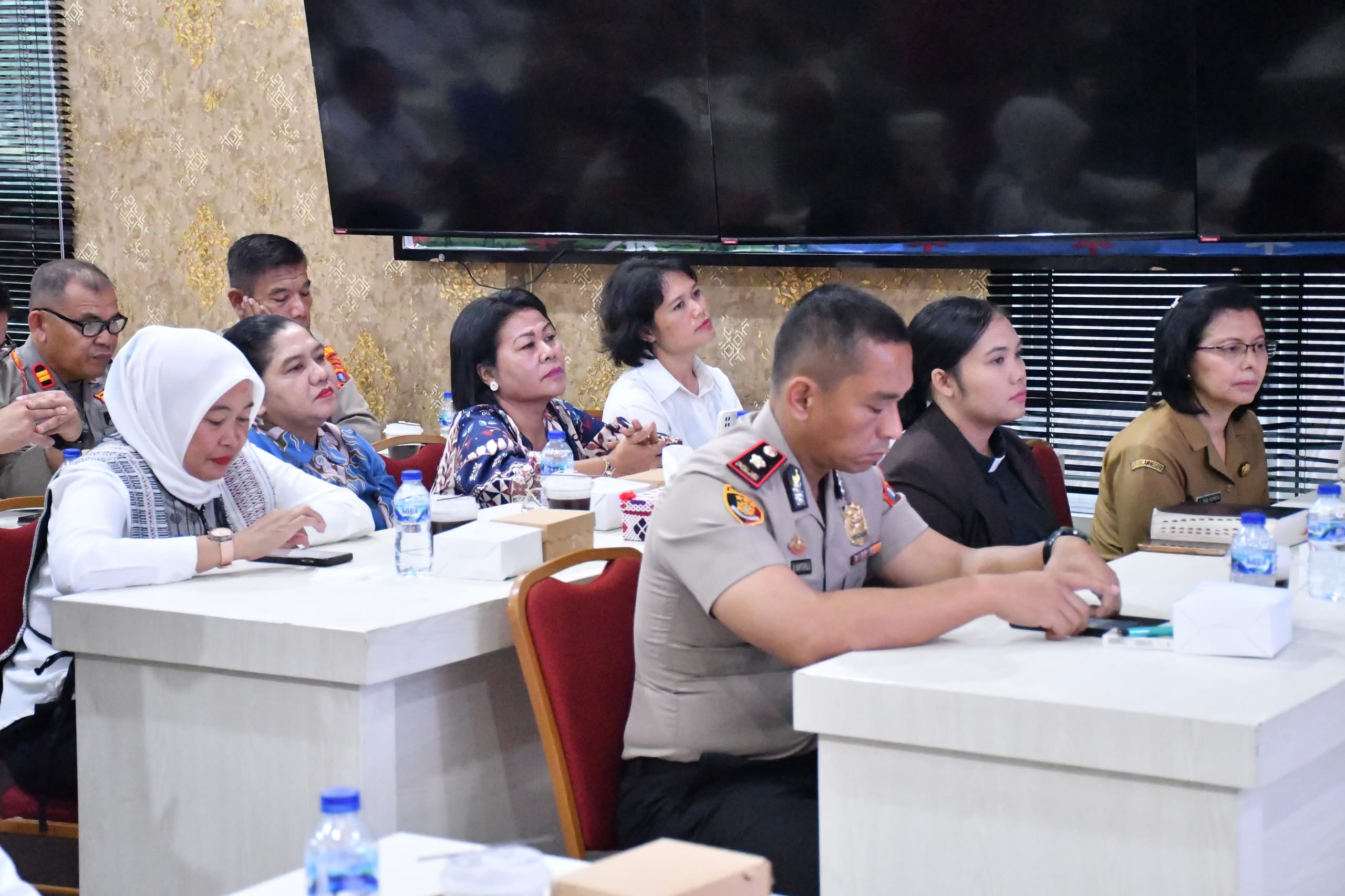 Doa Lintas Agama Warnai Peringatan HUT Bhayangkara ke-80, Wabup Apresiasi Pelayanan Humanis Kapolres Samosir