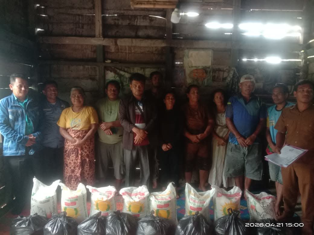 Pemkab Humbahas Salurkan Bantuan kepada Korban Puting Beliung di Parlilitan