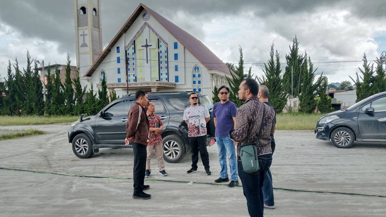 Pemkab Humbahas dan Diskominfo Provsu Tinjau Lokasi Layanan Internet Gratis di Lapangan Merdeka Doloksanggul
