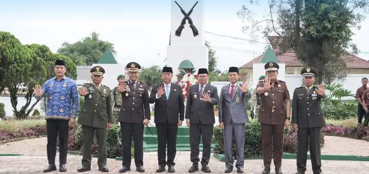 Pemkab Karo Gelar Upacara Ziarah dan Tabur Bunga di Makam Pahlawan Peringati Hari Kebangkitan Nasional ke-118
