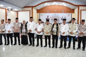 Wagub Sumut Sambut Kepulangan Jemaah Haji Kloter 02 Debarkasi Medan
