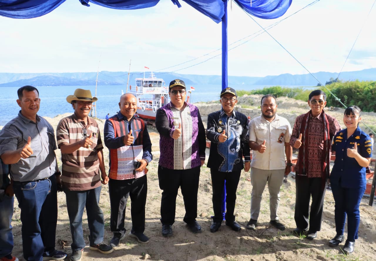 Bupati Samosir Resmikan Bengkel Kapal Muara Putih I, Perkuat Keselamatan Transportasi Perairan Danau Toba
