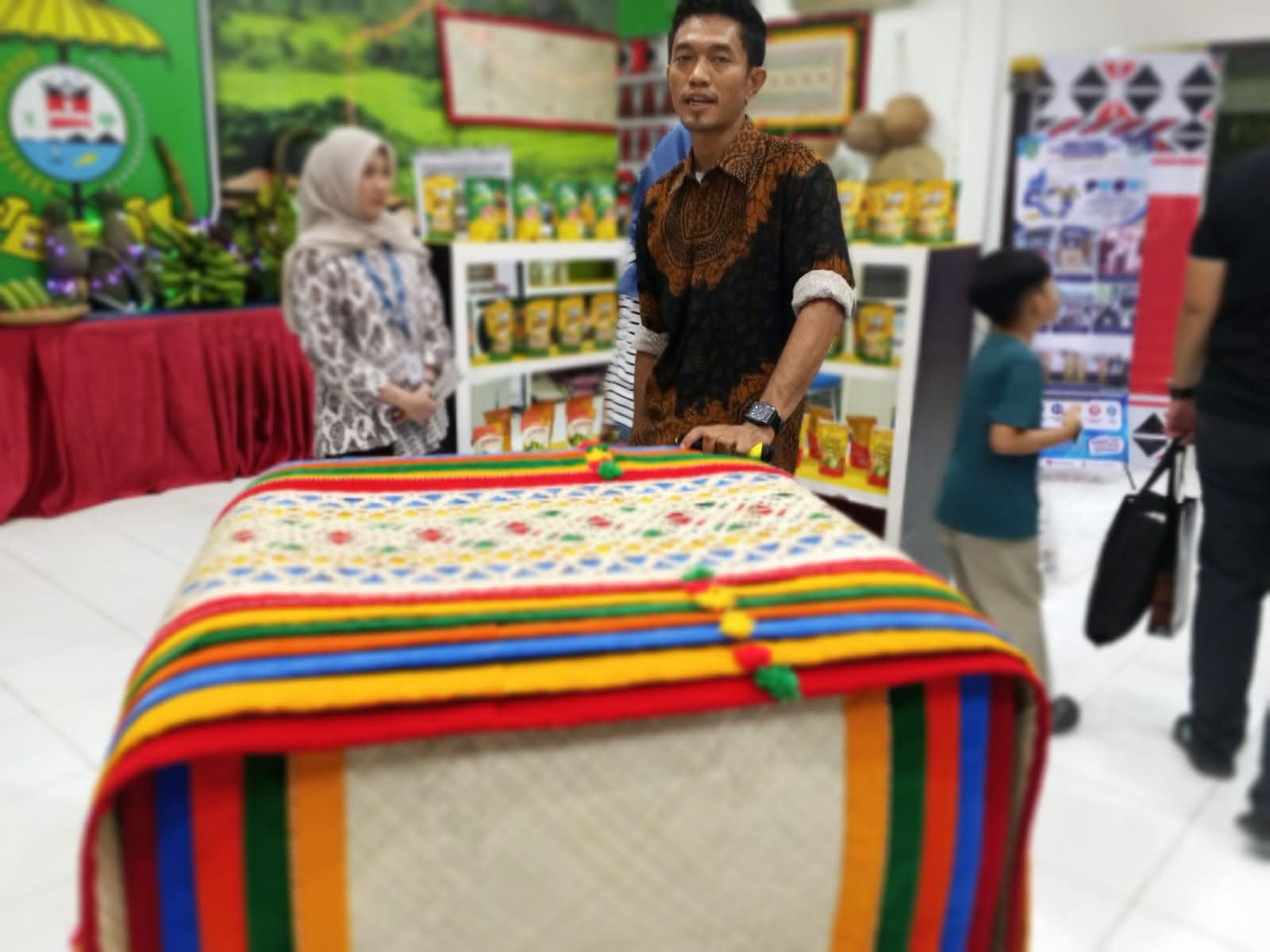 Amak Lampisan Warisan Pesta Raja-Raja Mandailing Tampil di PRSU