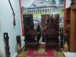 Pemkab Nias Pamerkan Warisan Sejarah Kursi Raja Berusia Ratusan Tahun di PRSU